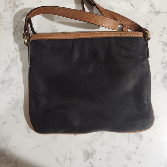 Michael Kors Kempton Small Black And Tan Gold Crossbody Bag - Picture 3 of 5